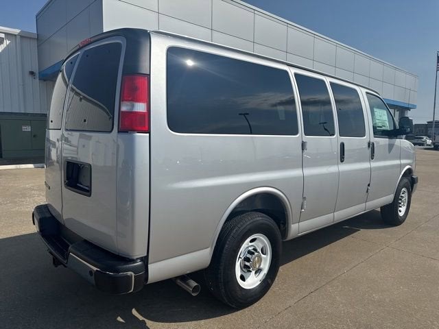 2026 Chevrolet Express Passenger LT