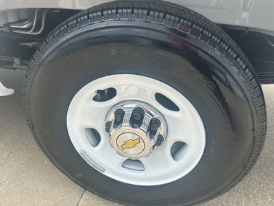 2026 Chevrolet Express Passenger LT