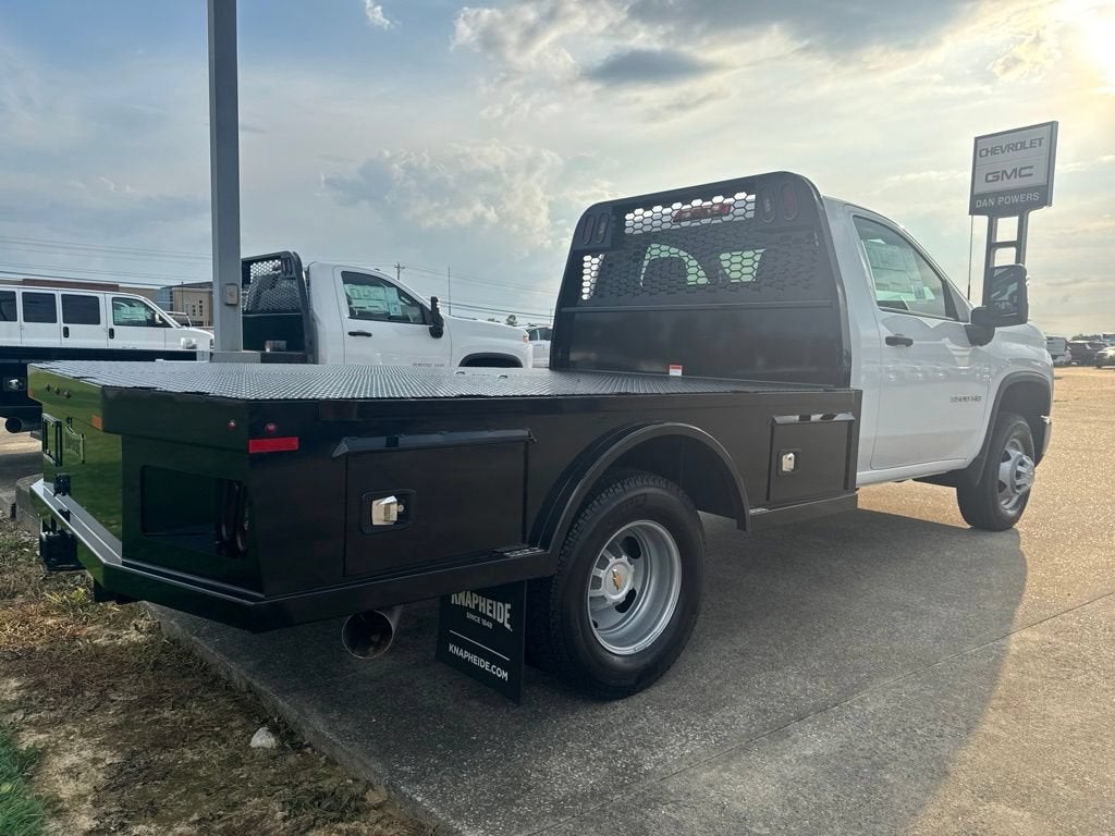 2025 Chevrolet Silverado 3500 HD Chassis Cab Work Truck