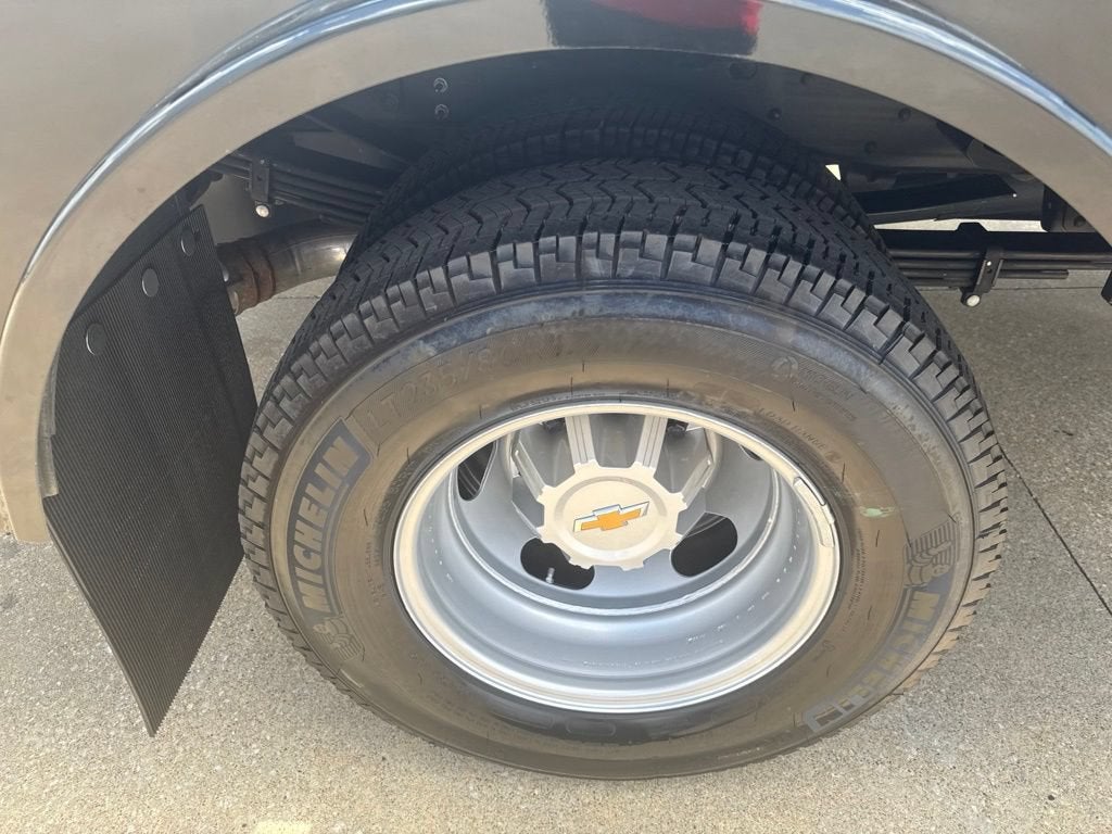2025 Chevrolet Silverado 3500 HD Chassis Cab Work Truck
