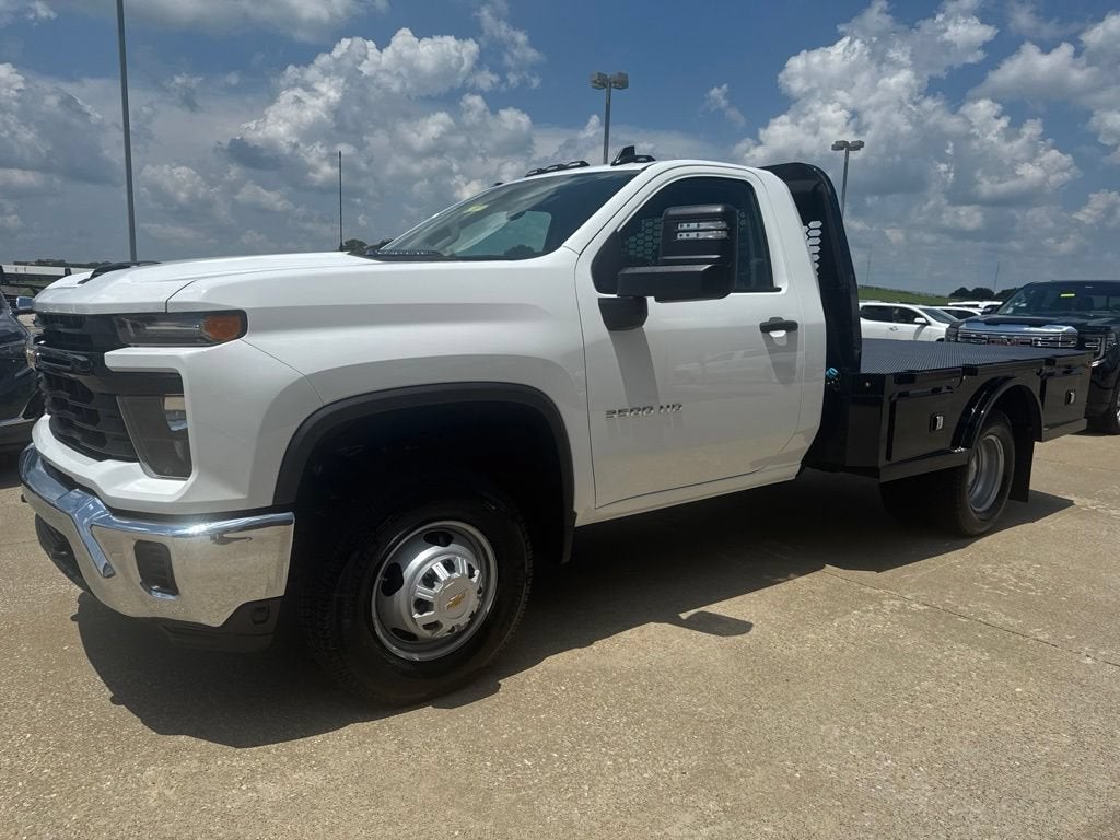 2025 Chevrolet Silverado 3500 HD Chassis Cab Work Truck