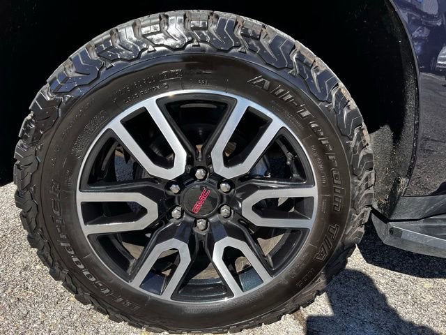 2022 GMC Yukon AT4